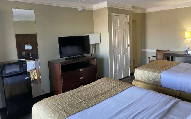 Travelodge by Wyndham Tuscaloosa