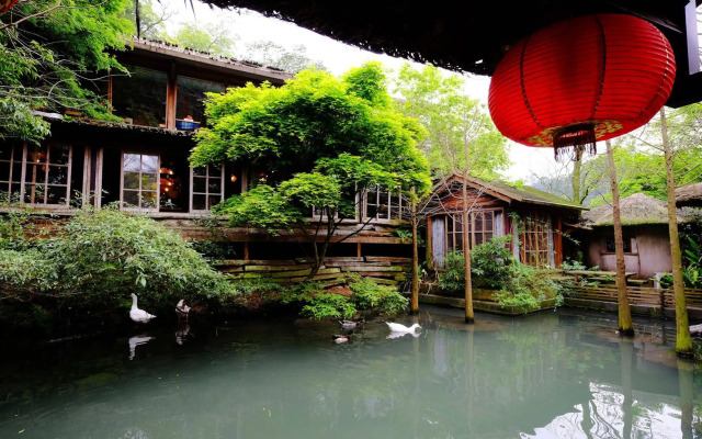 Zhuo Ye Cottage