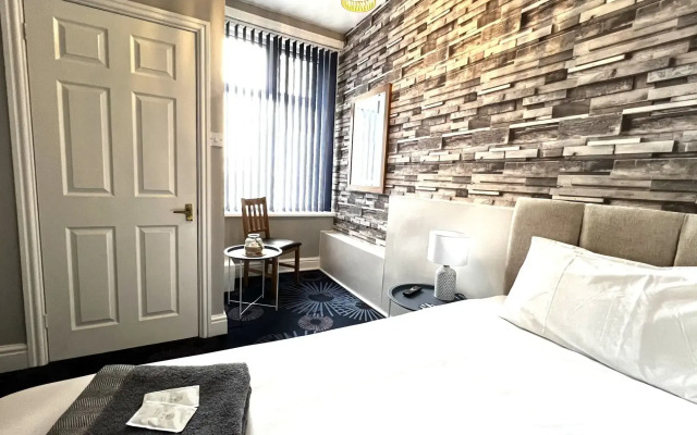 Central Cove Guesthouse