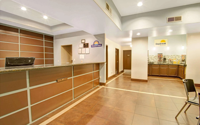 Days Inn by Wyndham El Paso West