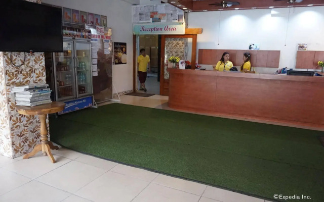 Rooms 498 Hostel