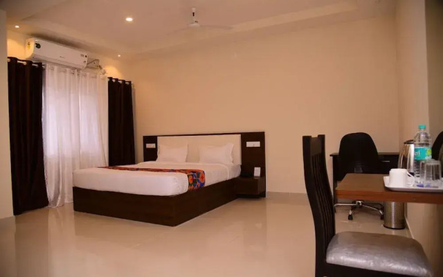 Mint Brookefield Suites