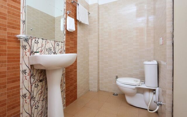 Capital O 10970 Hotel Krishna Palace