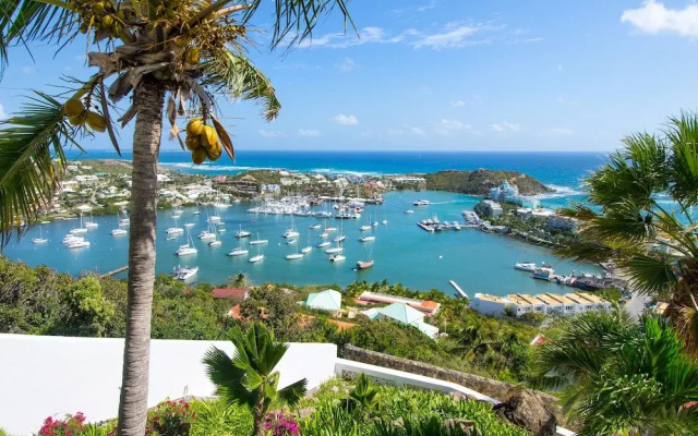 Paradiso by Island Properties Online
