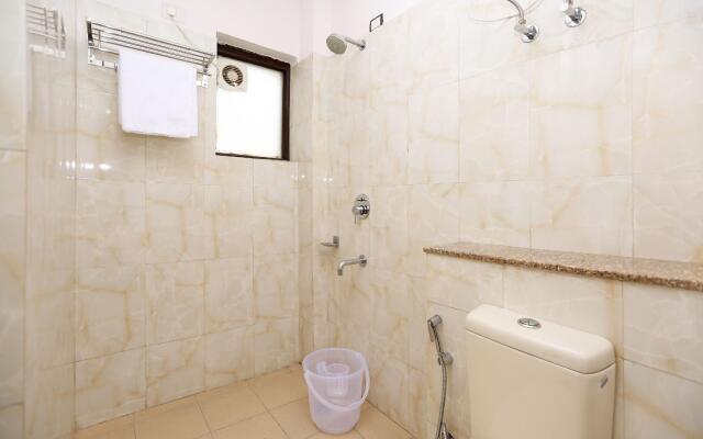 Capital O 8481 Le Tara Residency