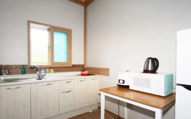 Gyeongju Feel House Pension