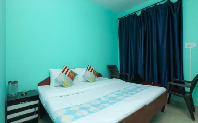 OYO Home 17323 Cozy Stay