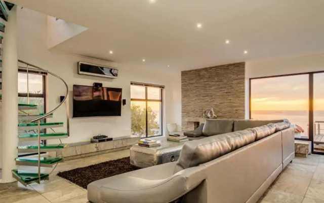 Camps Bay Holiday Villa With Sunset Views Sunset Views