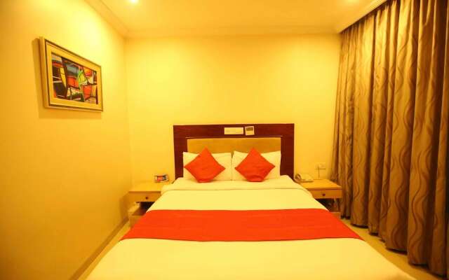 OYO Premium 113 Brigade Road