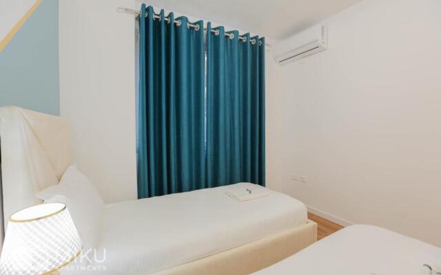 Miku Apartment - LUX 2Bd Apartment At City Center