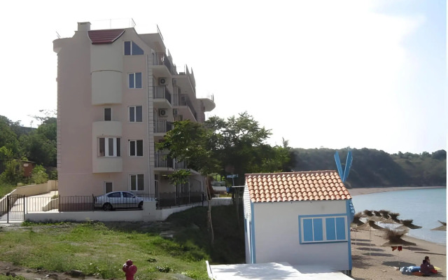 Villa Lazuren Briag