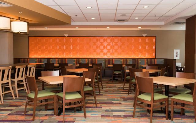 Fairfield Inn & Suites by Marriott Edmonton North