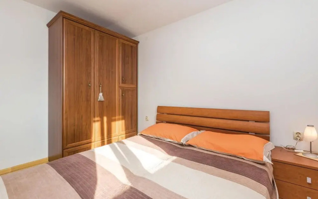 Beautiful Home in Banjol With Wifi and 2 Bedrooms