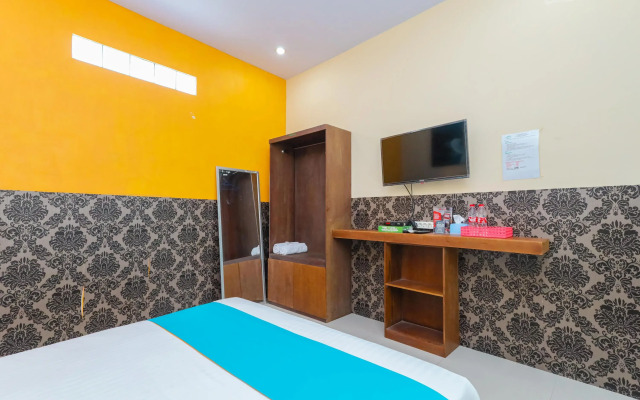 Sans Hotel Borobudur Banyuwangi