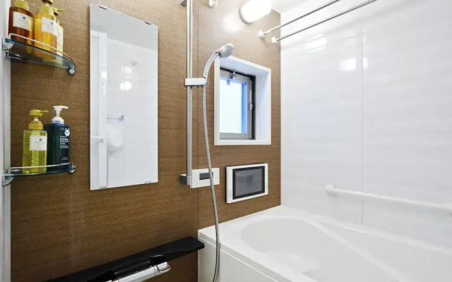 Crystal Exe Nippombashi 406