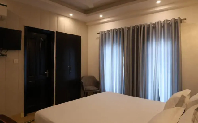 Hotel Heritage