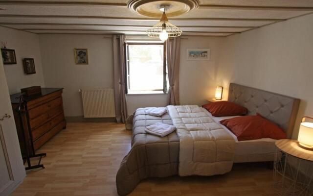 Gîte Granges-Aumontzey-Aumontzey, 4 pièces, 6 personnes - FR-1-589-23