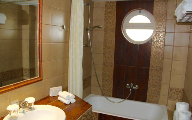 Peridis Family Resort