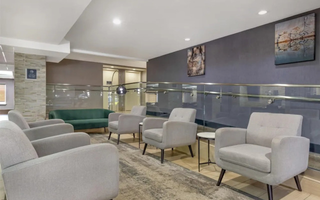 Best Western Plus Raleigh Crabtree Valley Hotel