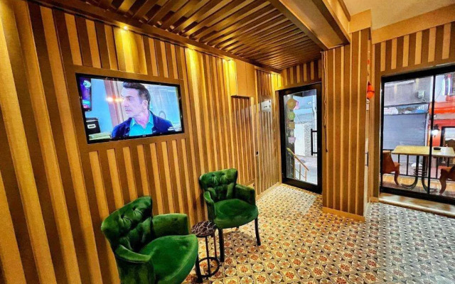 Taksim Cetinkaya Suite