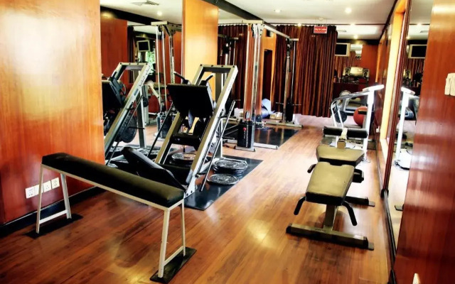 Ramada Plaza by Wyndham Karachi Airport Hotel