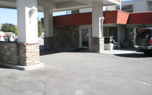 Magnuson Hotel Ely