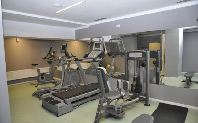 Golden Tulip Ana Dome