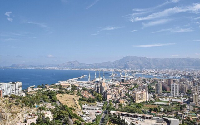 Stunning Apartment in Palermo With Wifi