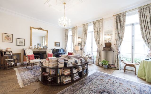 Antique Charm by Arc de Triomphe