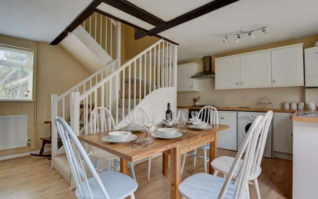 Cozy Holiday Home in East Runton near Beach