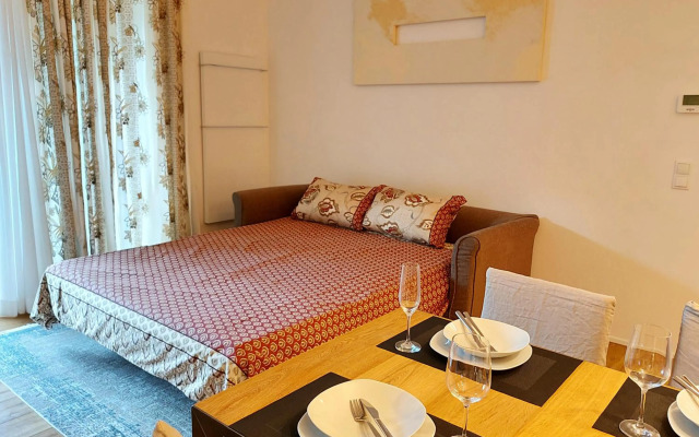 ALPENFLAIR - charming ski-to-door apartment