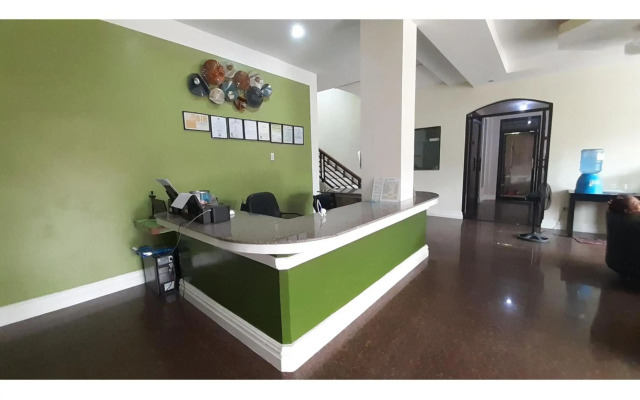 Adelaida Pensionne Hotel