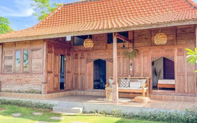 Villa Kohana by Supala