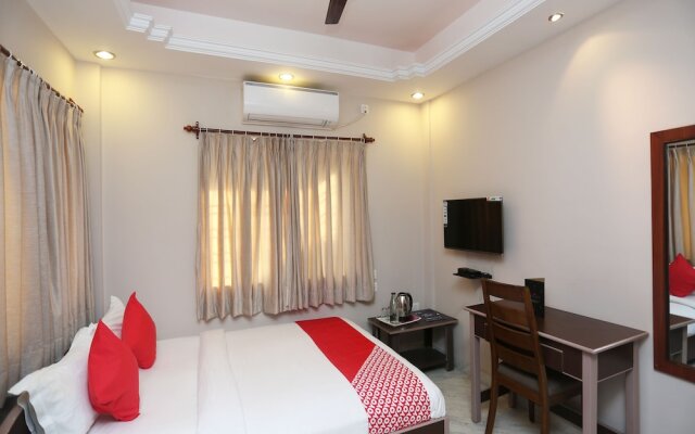 Oyo 19855 B S Guest House