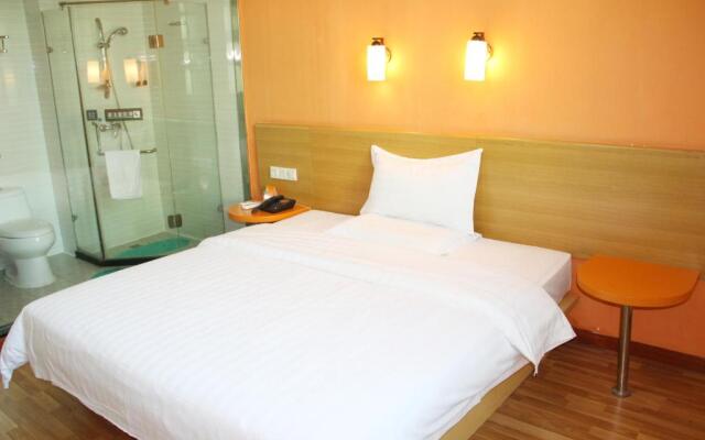 7 Days Inn Wuhan Insitute of Technology Luoshi Road Branch