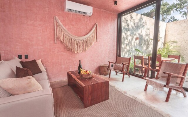 Luxury Villa in Tulum -6 Bedrooms -multiple Pools