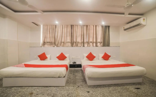 Royal Town Paschim Vihar By OYO Rooms