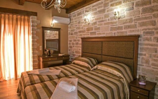 Finca En Asteri Para 6 Personas.