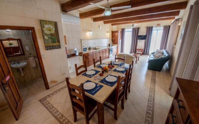 Ta Lucija 2 Bedroom Villa With Private Pool