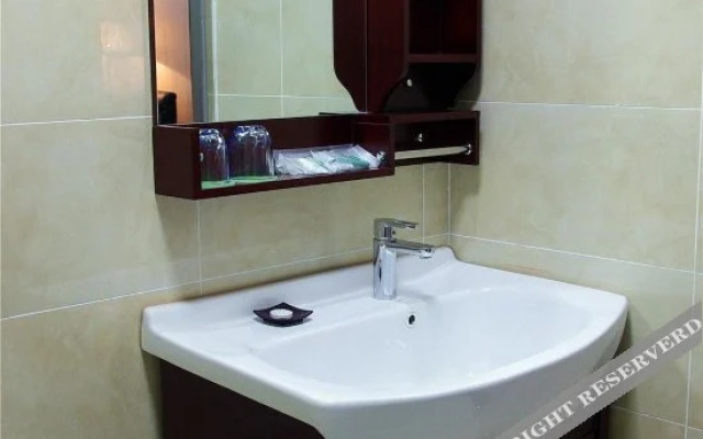Holiday Inn Yong'an (Zhengzhou Economic Development Central Plaza Subway Station)