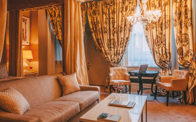 11 Cadogan Gardens and The Apartments by Iconic Luxury Hotels