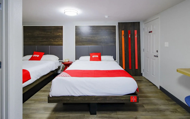 OYO Hotel Sulphur LA Hwy 90 West