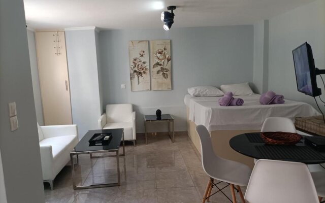 Cozy Studio Apartment near Panathenaic Stadium