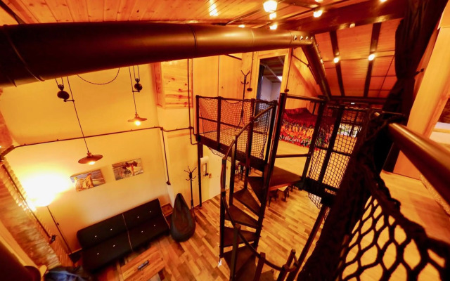 Old Fisherman's House in Malvarrosa Beach