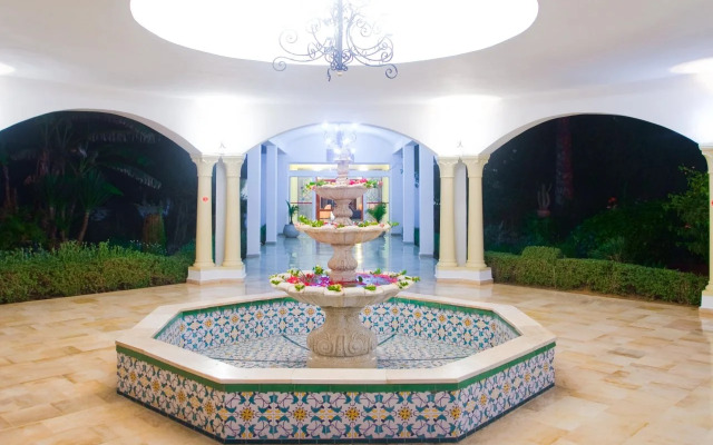 Kinza Hotel