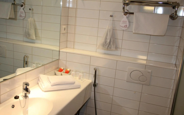 Grand Okan Hotel
