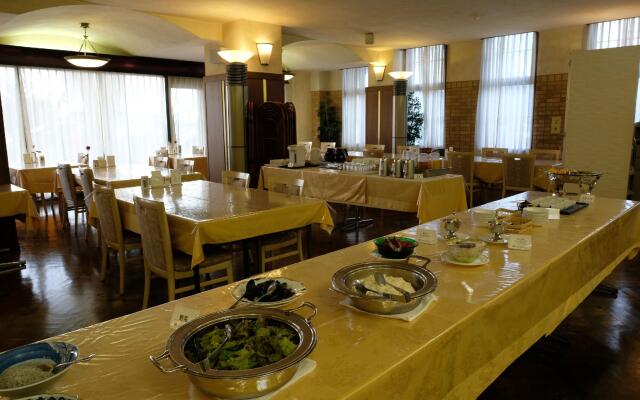 Hotel Riviera Shishikui