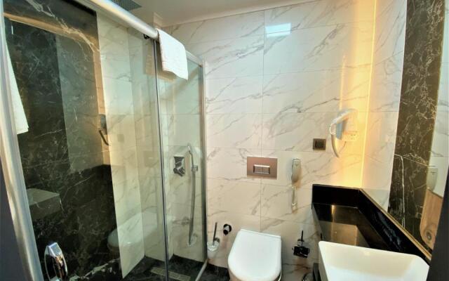 Miyas Luxury Hotel