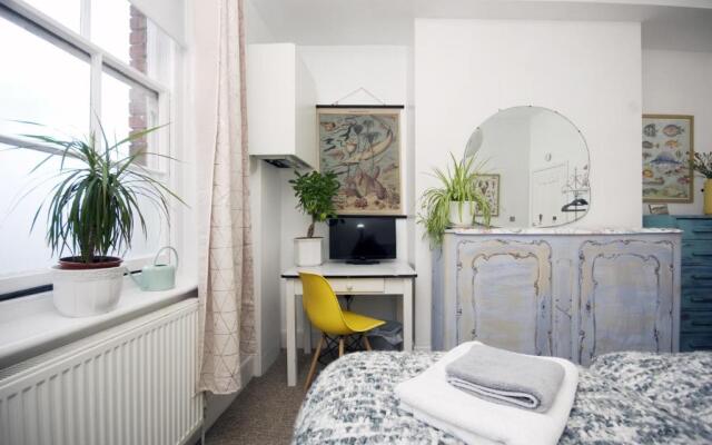 Enjoy Ventnor 1, Pier Street, Wightlink offer