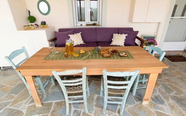 Aoria Traditional House With Stuning Mountain View